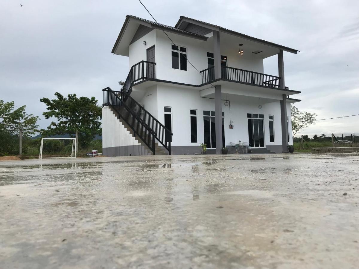 Rumah Sawah Homestay Pasir Puteh Exterior foto